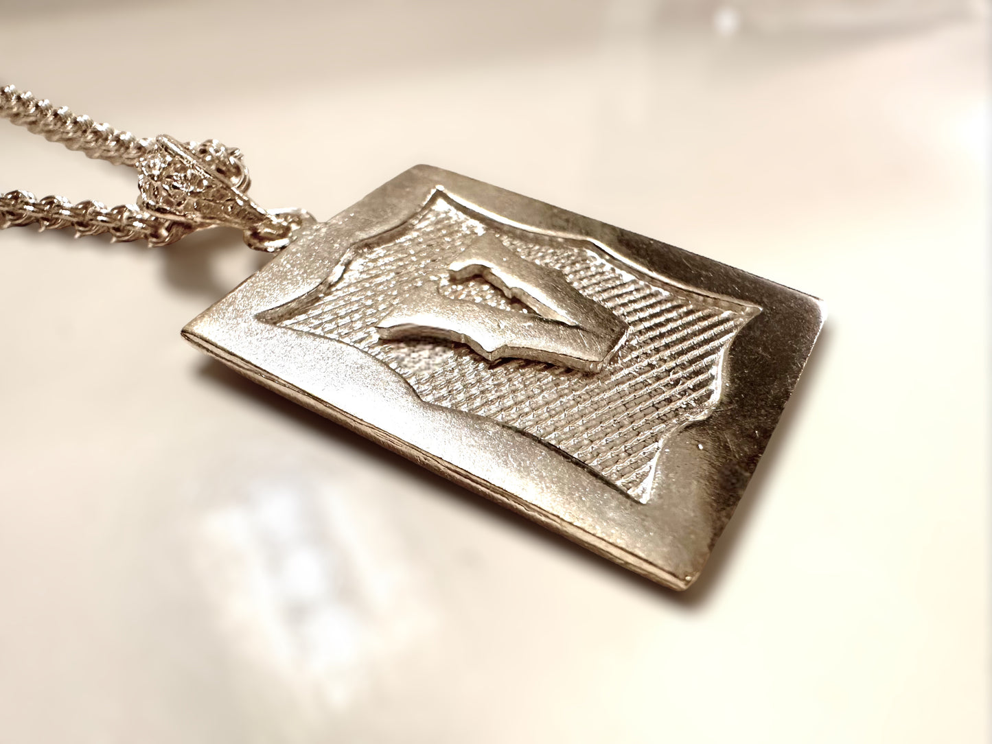 Xeem Phiaj (Pendant Only)