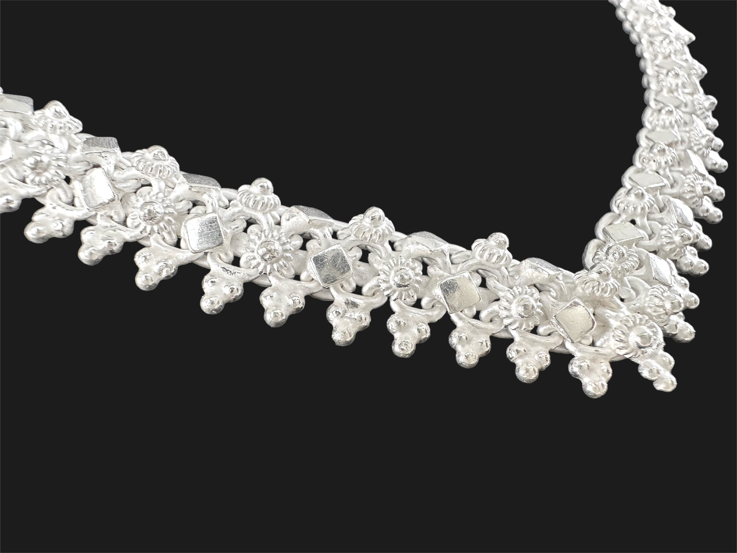 Pikun Viana (Gold or Silver)