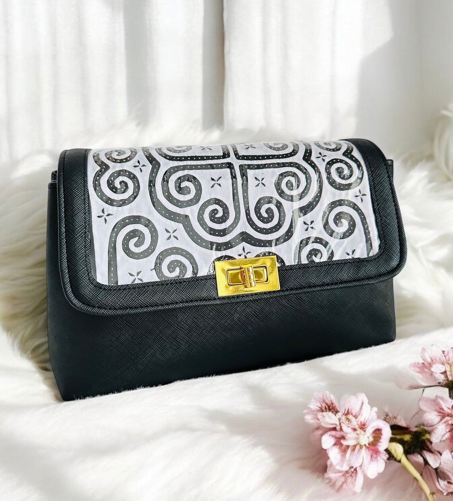 LIVE Handmade Qwj Crossbody