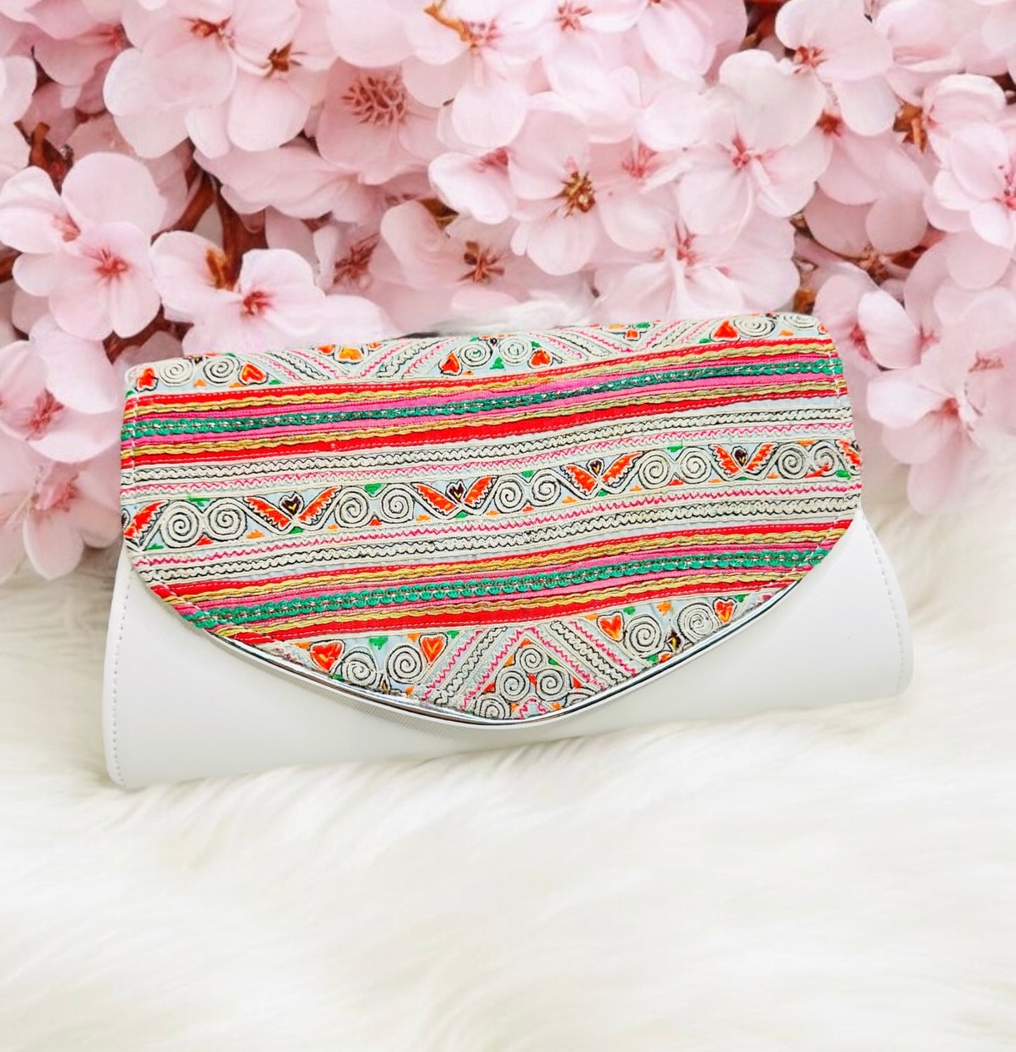 Vintage Ntaub Hmoob Suav Envelope (A3)