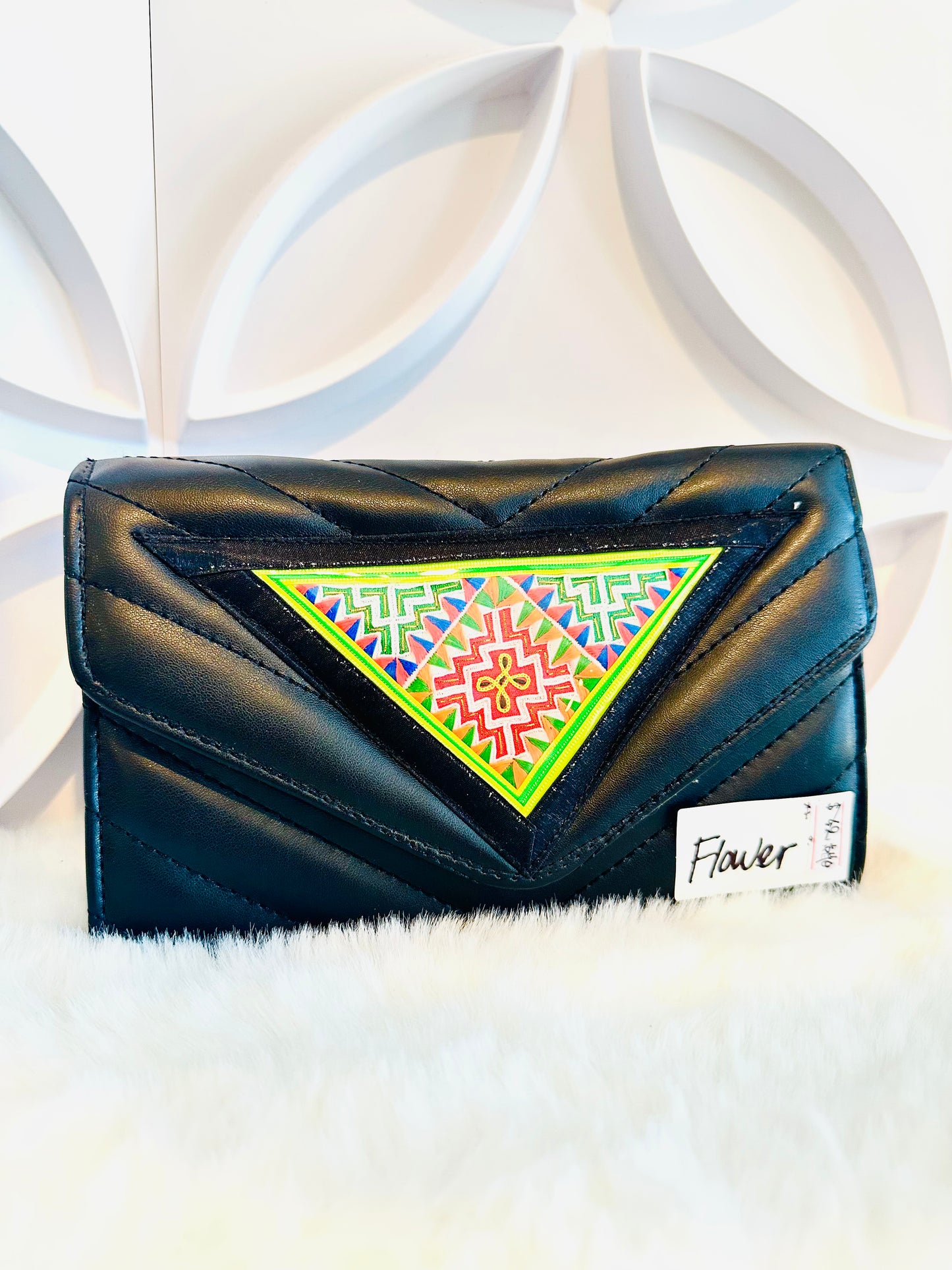 LIVE PNM Wallet Crossbody (Flower Flaw)