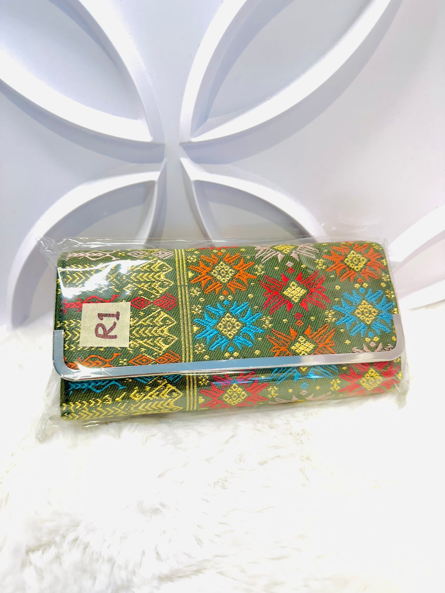 LIVE Ntaub Tiab Plog - R1