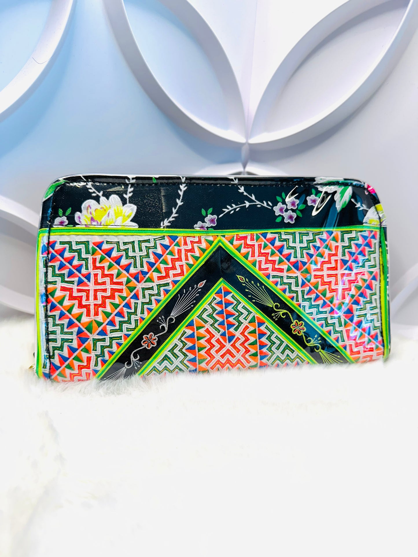 LIVE PNM Wallet Crossbody WC5