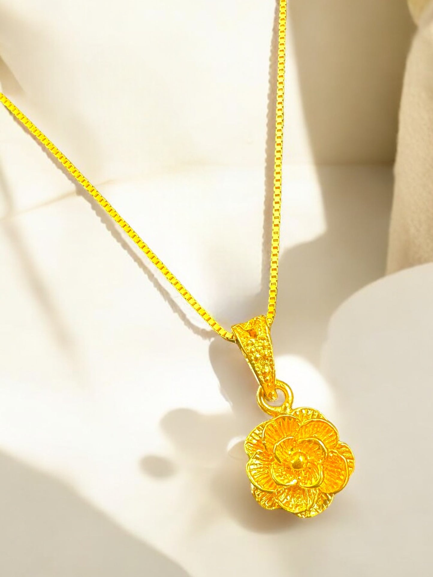 Roze (24K gold plated)