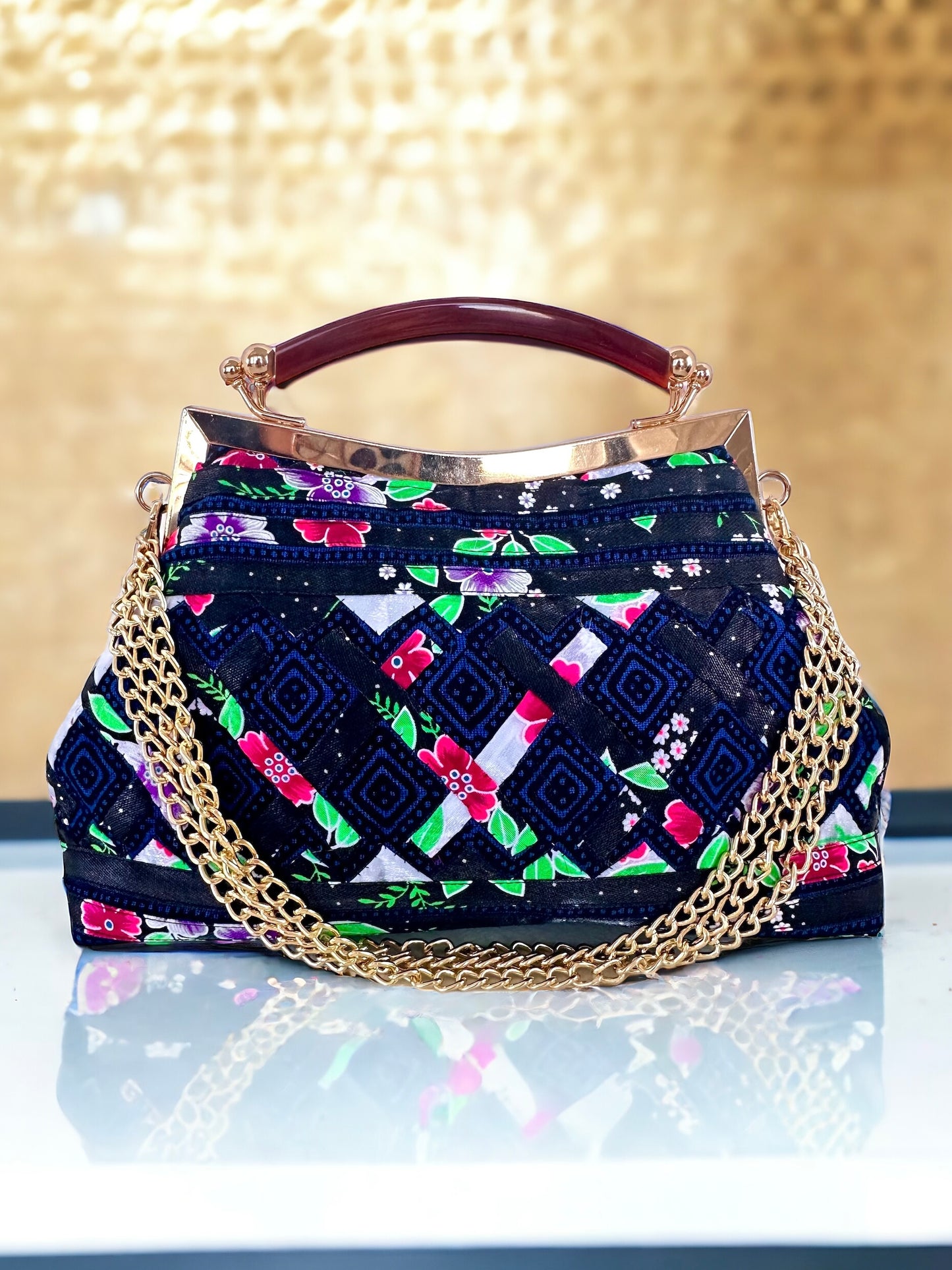 Handmade Li Loos/Batik Handbag