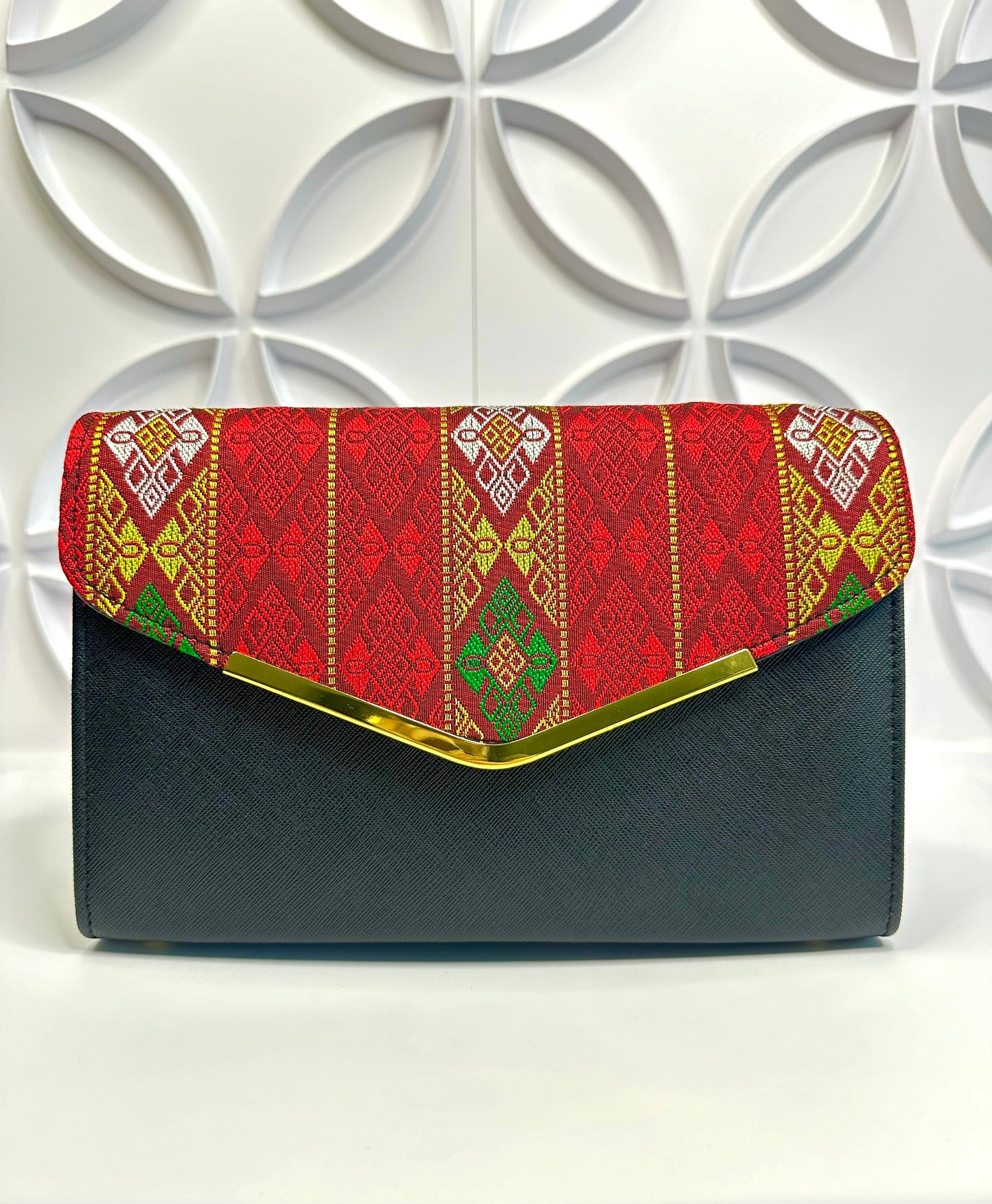 Laotian Tiab Shoulder Bag (RB1)