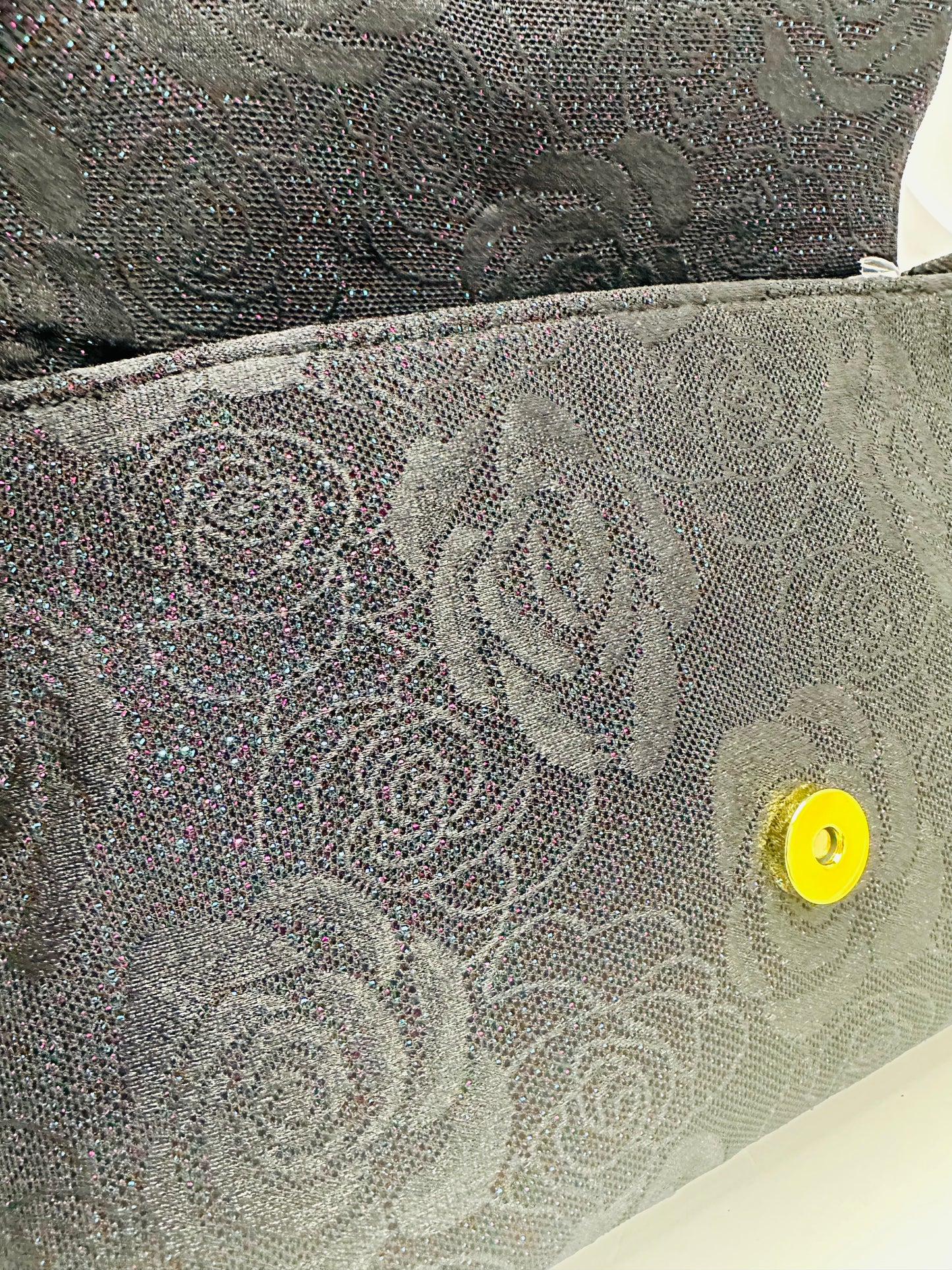 Paj Ntaub Purse - C77