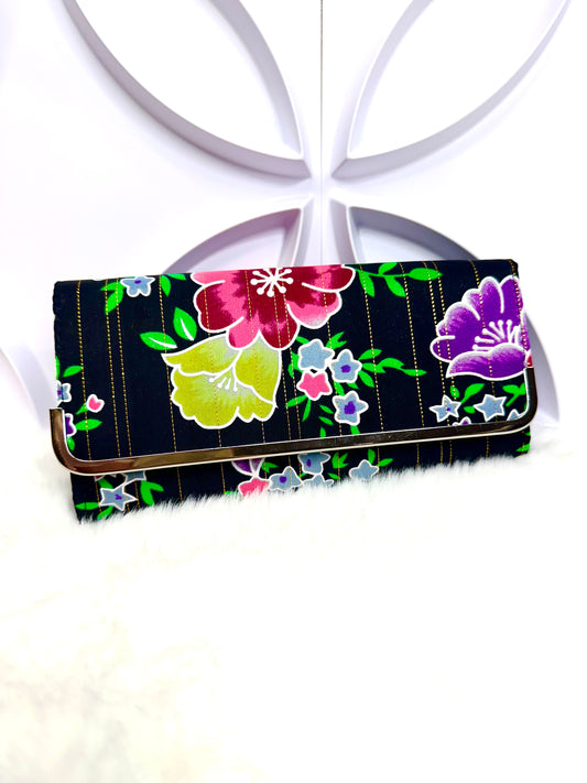 LIVE Lis Loos Wallet (Black Poppy)