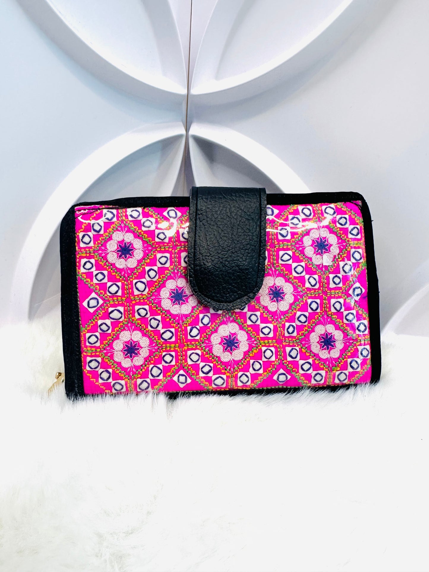 LIVE PNM Bifold Wallet