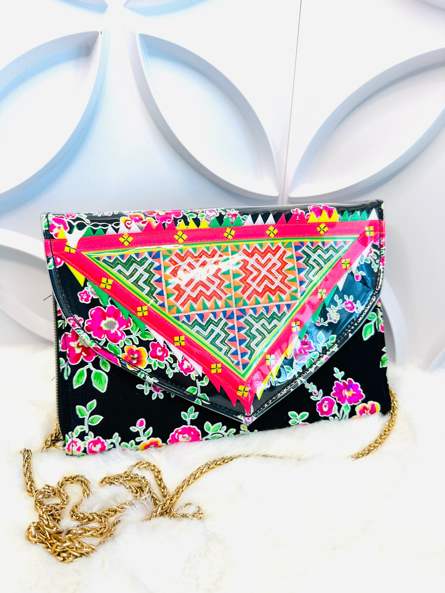 LIVE PNM Clutch Crossbody