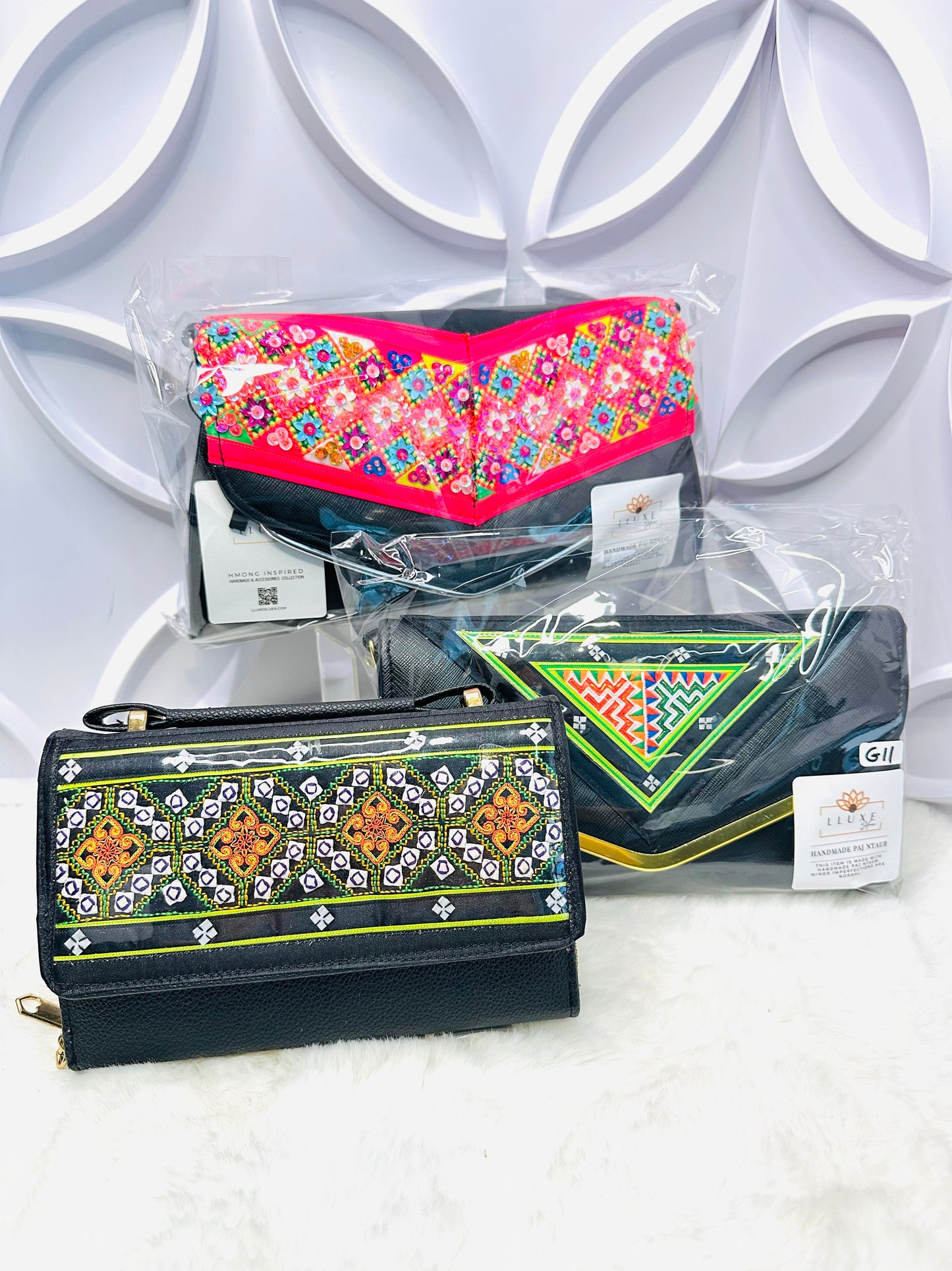 LIVE HNY Season Handbags