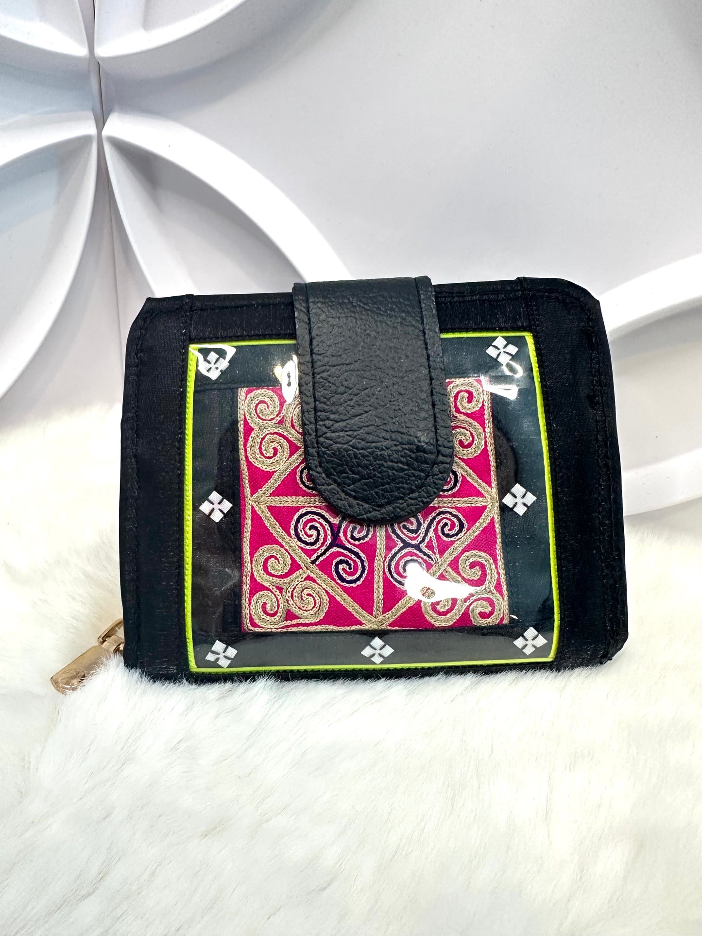 LIVE PNM Bifold Wallet