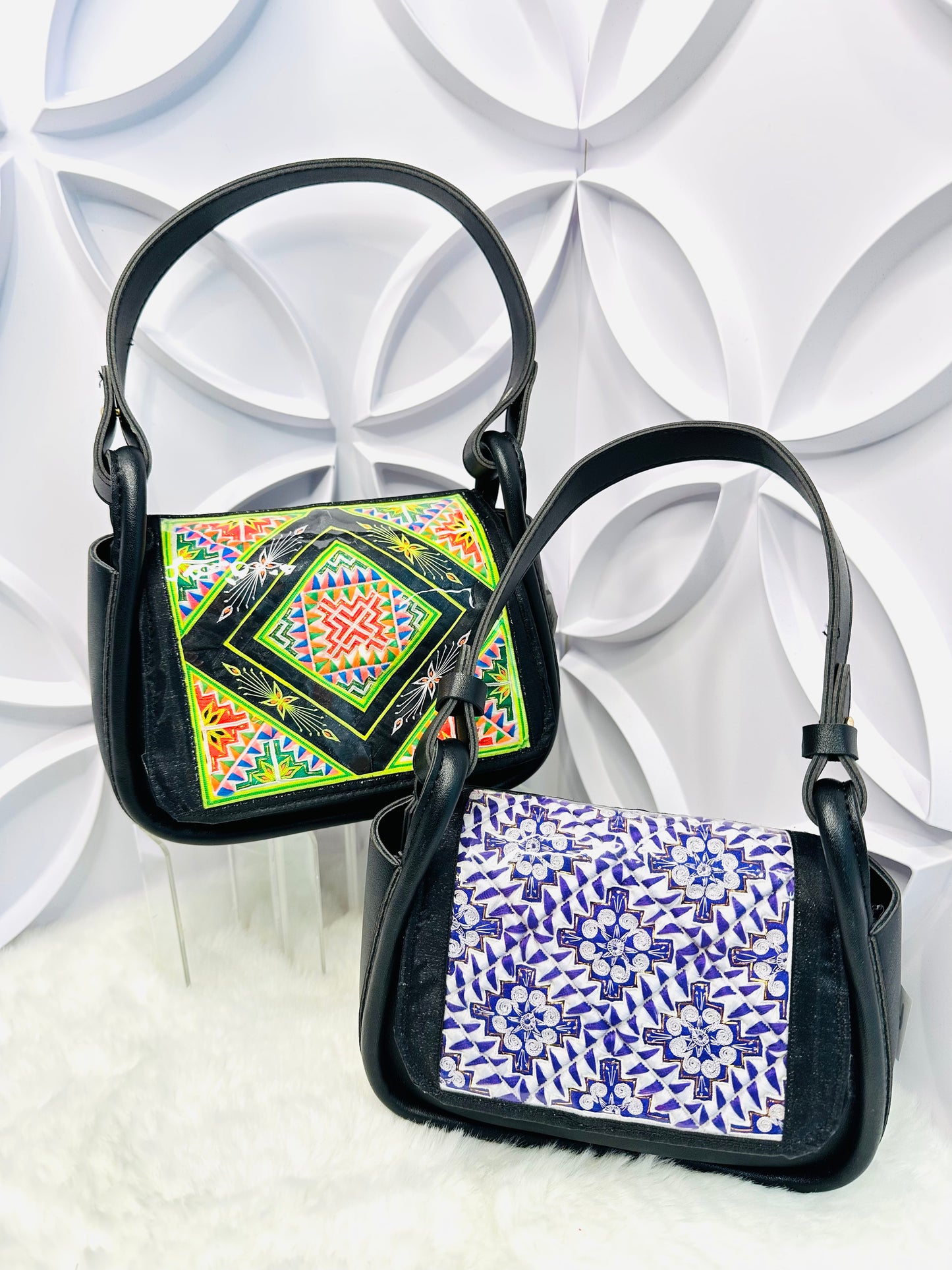 LIVE HNY Season Handbags