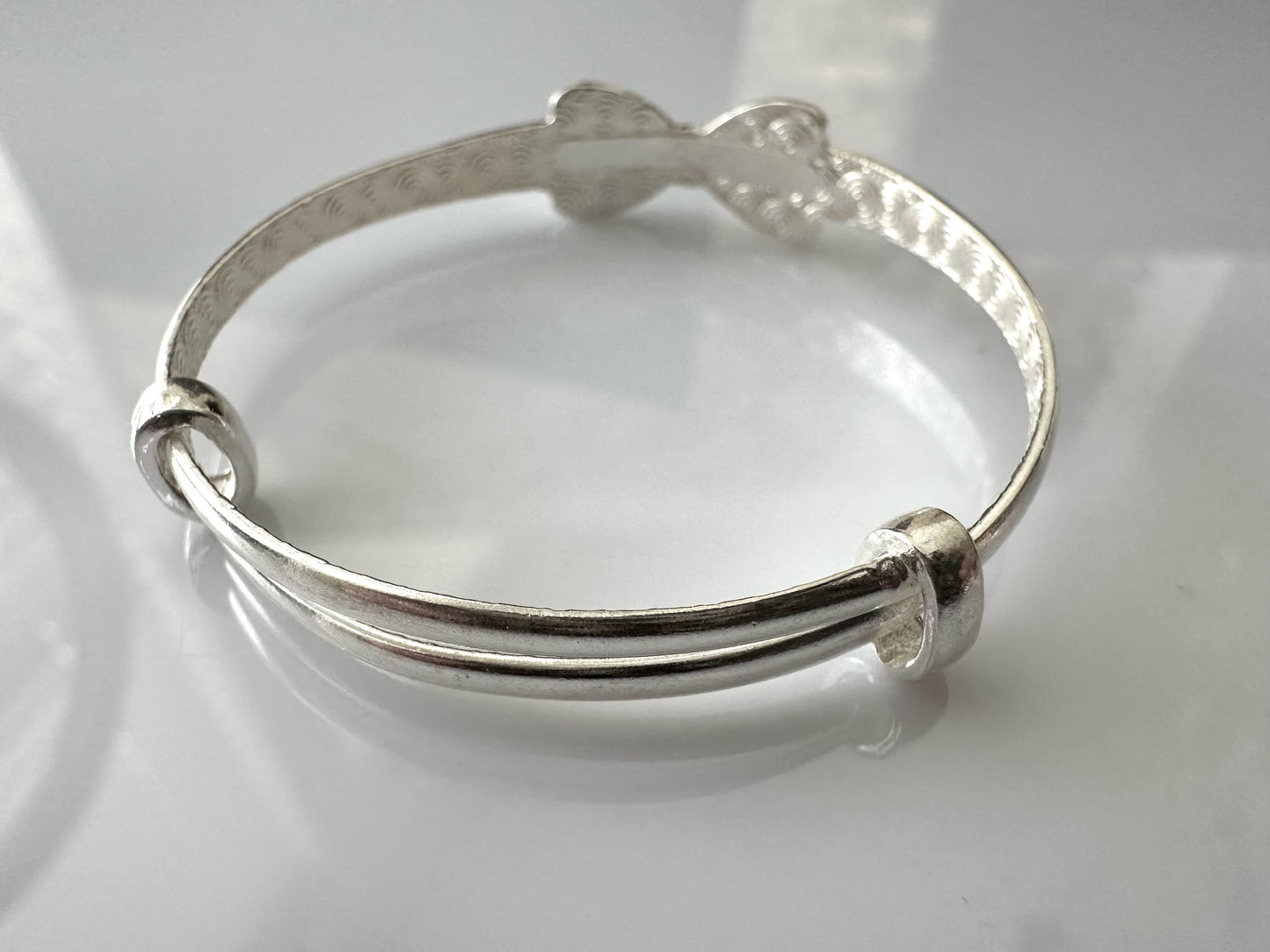 Bow Bangle