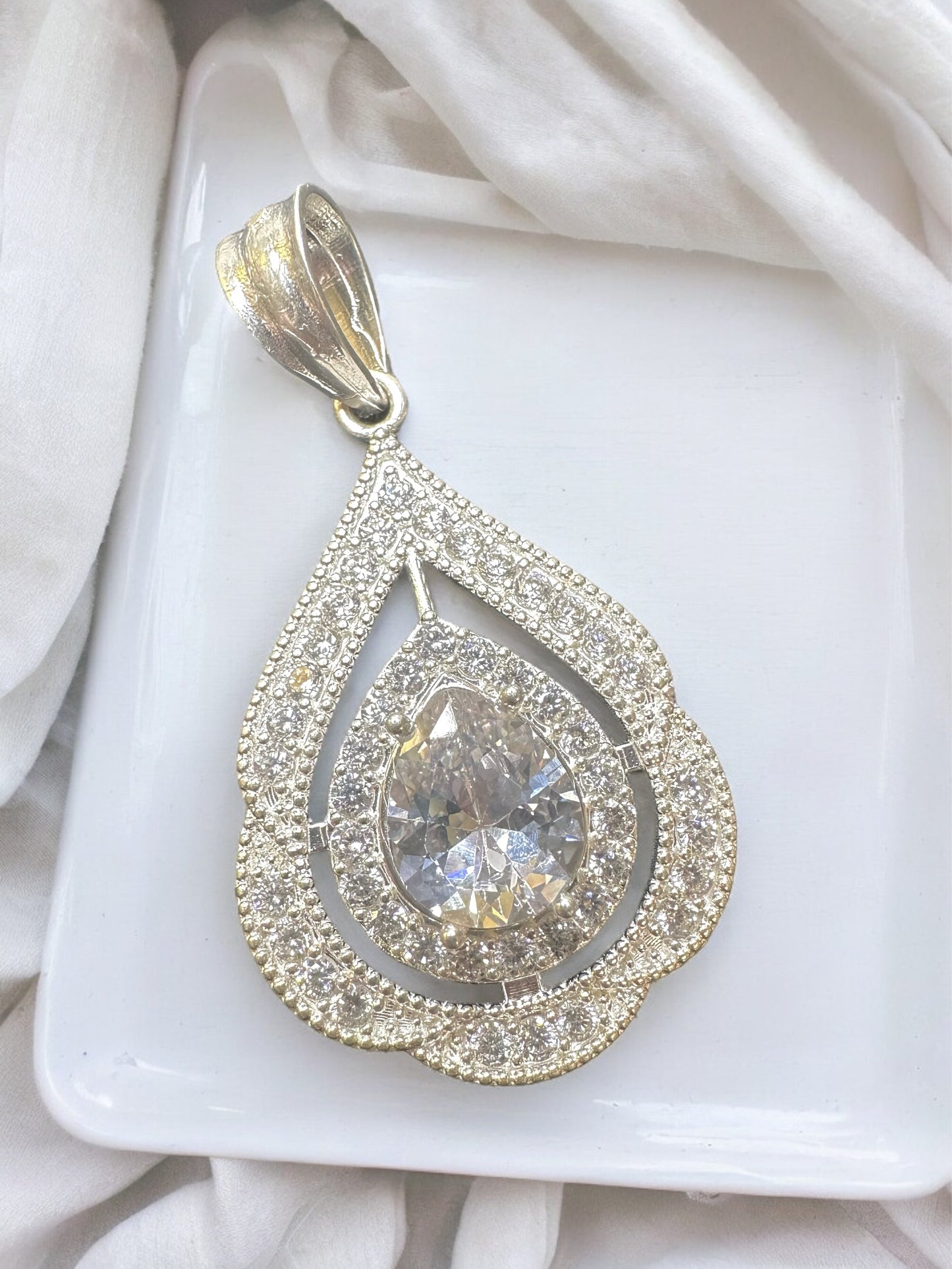 LIVE CZ Pendant Tear Drop