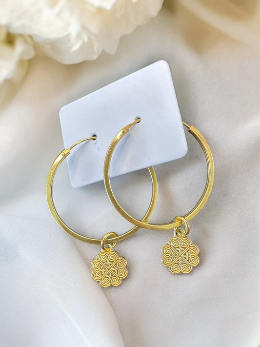 LIVE Hoop Qwb Charms (Gold)