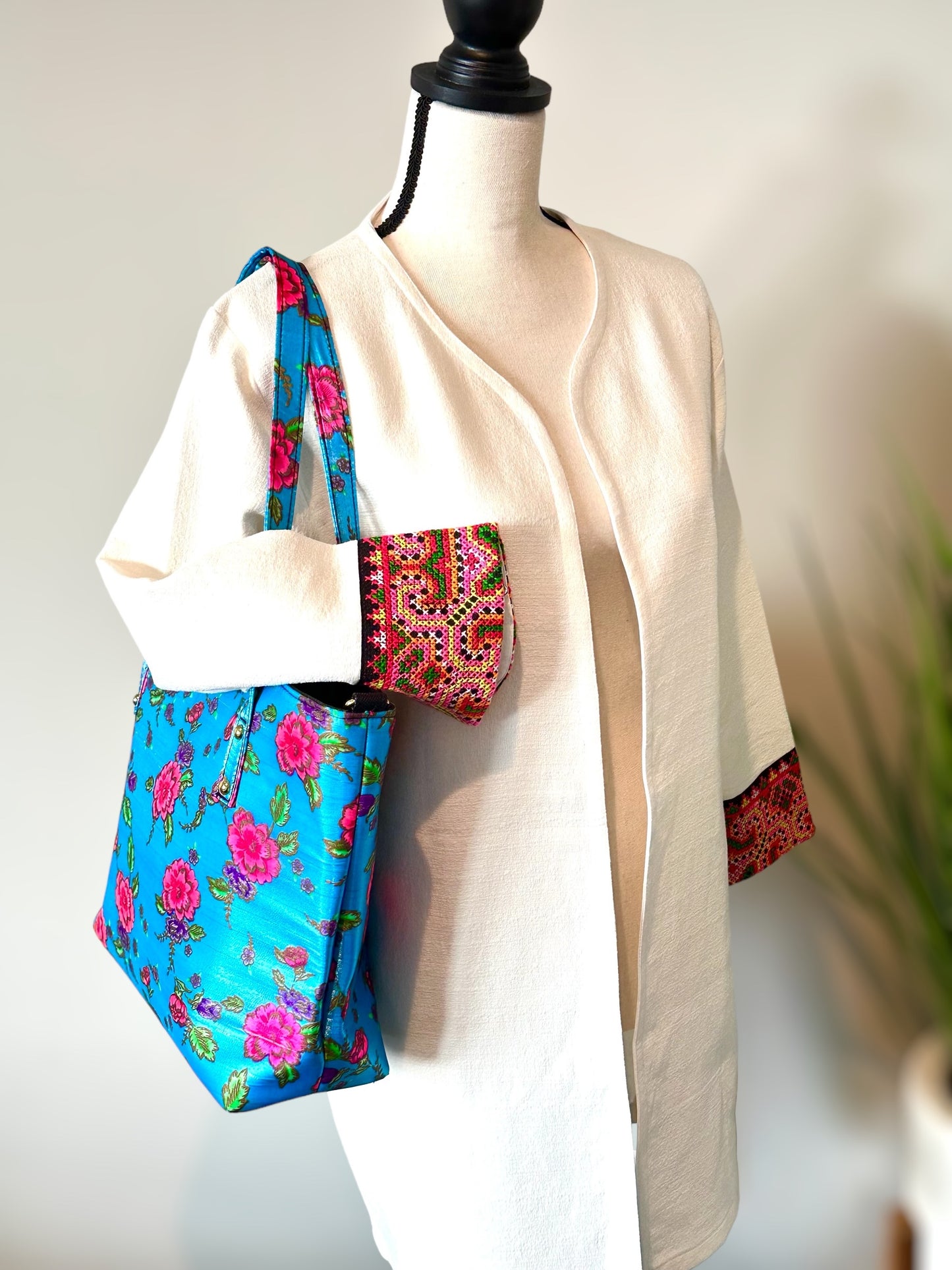 Vintage Lis Loos Tote (Blue/Pink Floral)